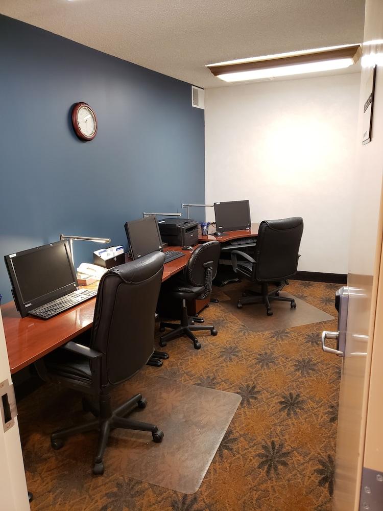 בויזי Best Western Vista Inn At The Airport מראה חיצוני תמונה