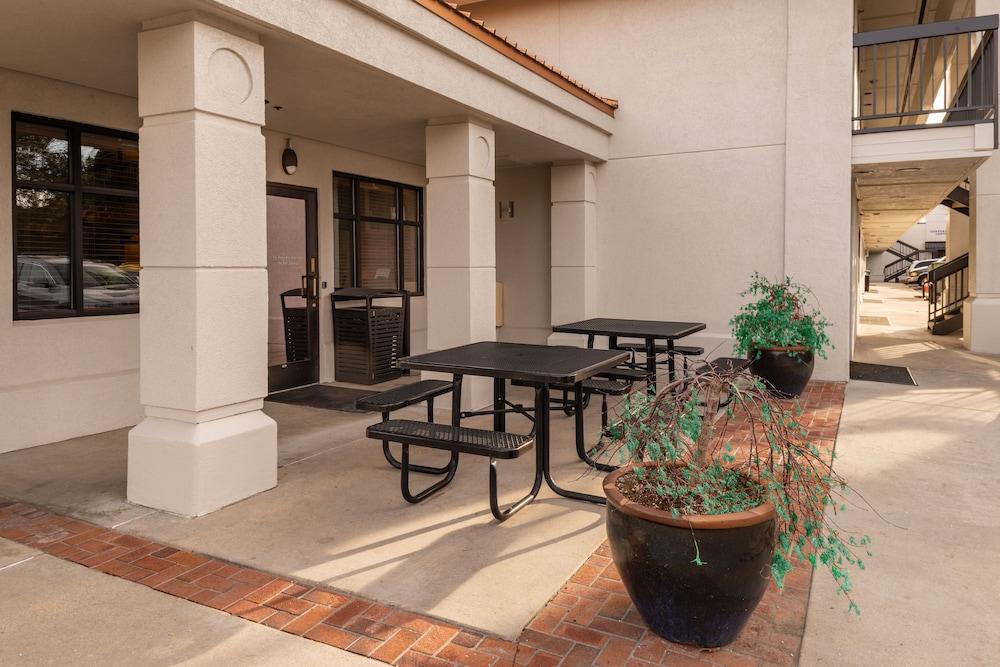 בויזי Best Western Vista Inn At The Airport מראה חיצוני תמונה