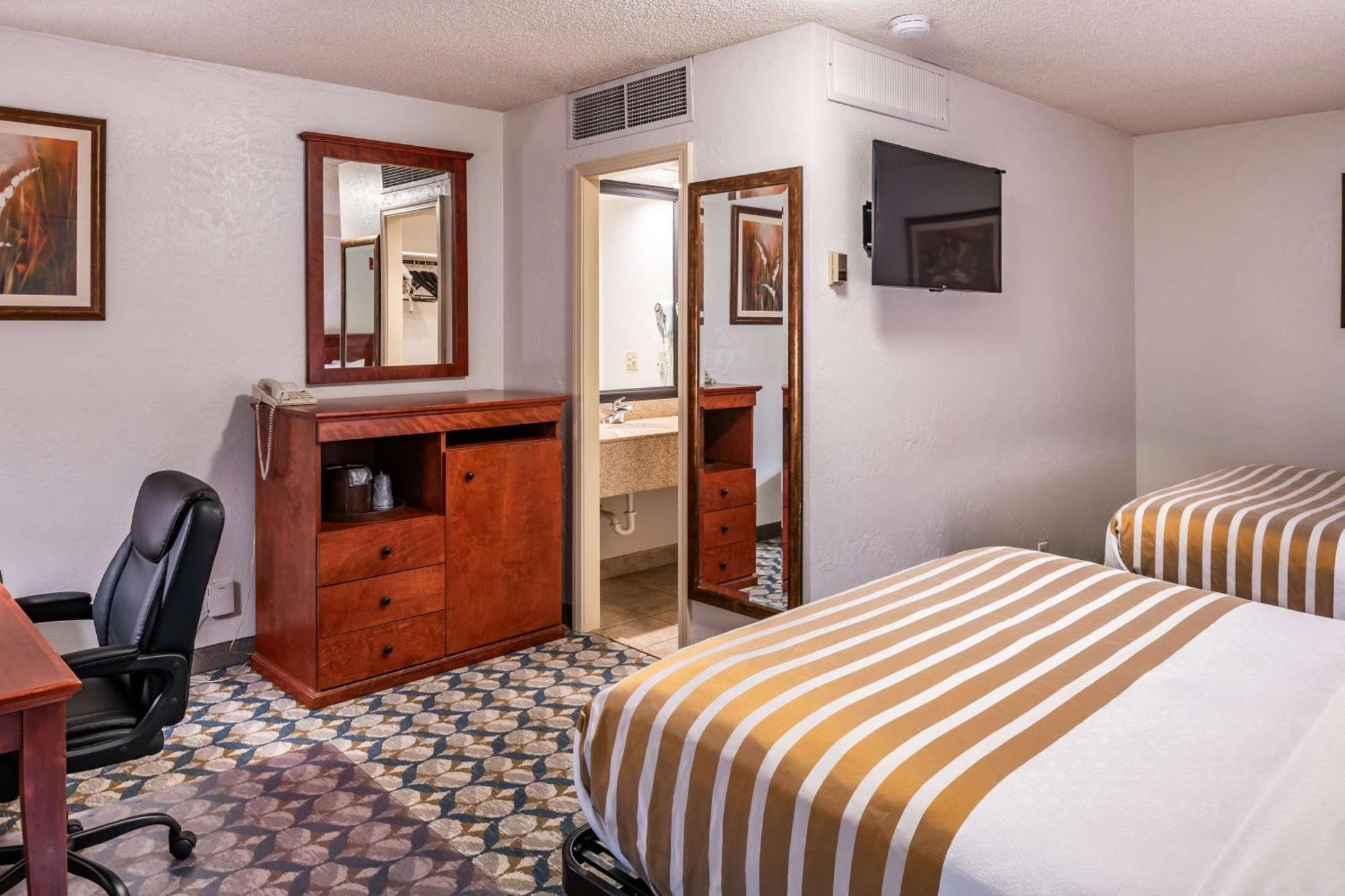 בויזי Best Western Vista Inn At The Airport מראה חיצוני תמונה