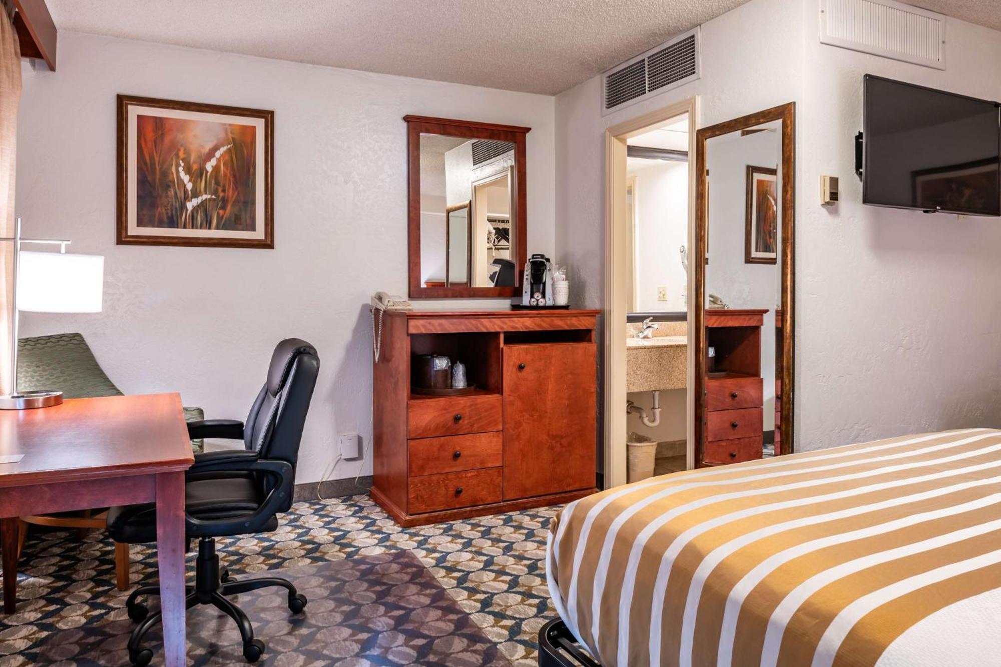 בויזי Best Western Vista Inn At The Airport מראה חיצוני תמונה